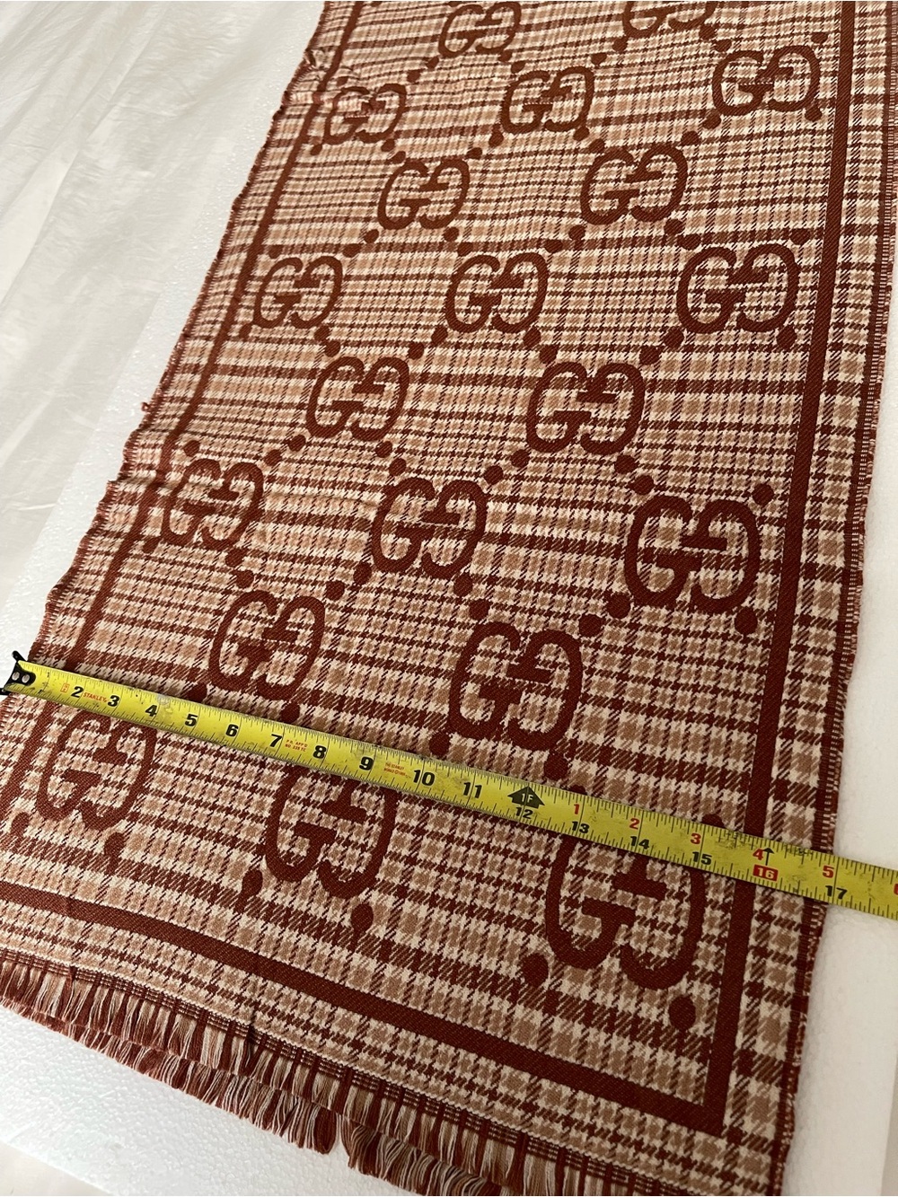 Gucci GG reversible jacquard scarf - Picture 7 of 9